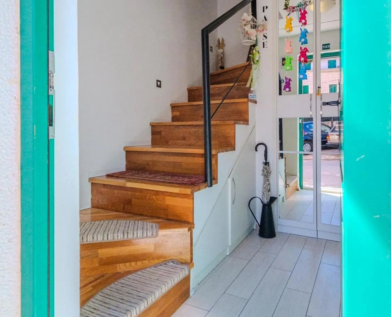 Central Split Rooms And Apartments Paese 3*,