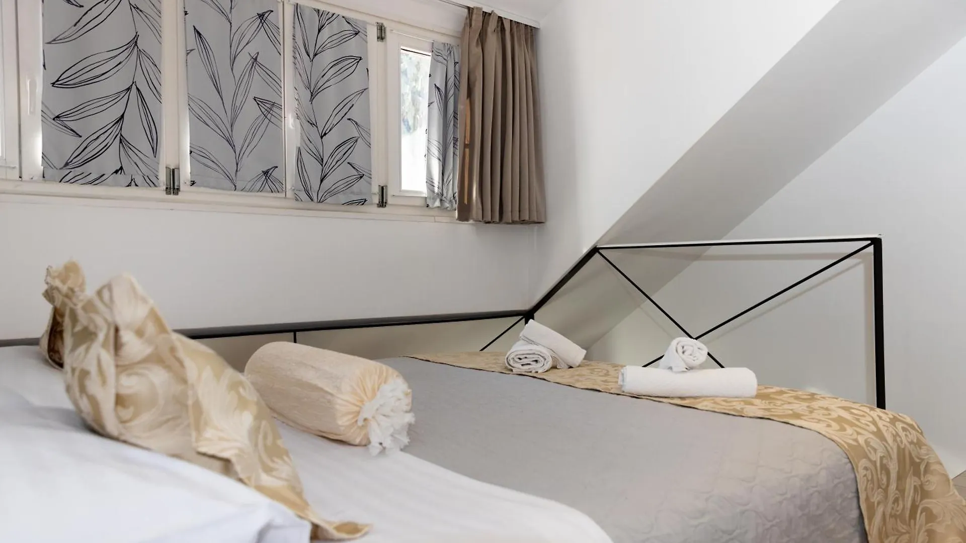Central Split Rooms And Apartments Paese Hırvatistan